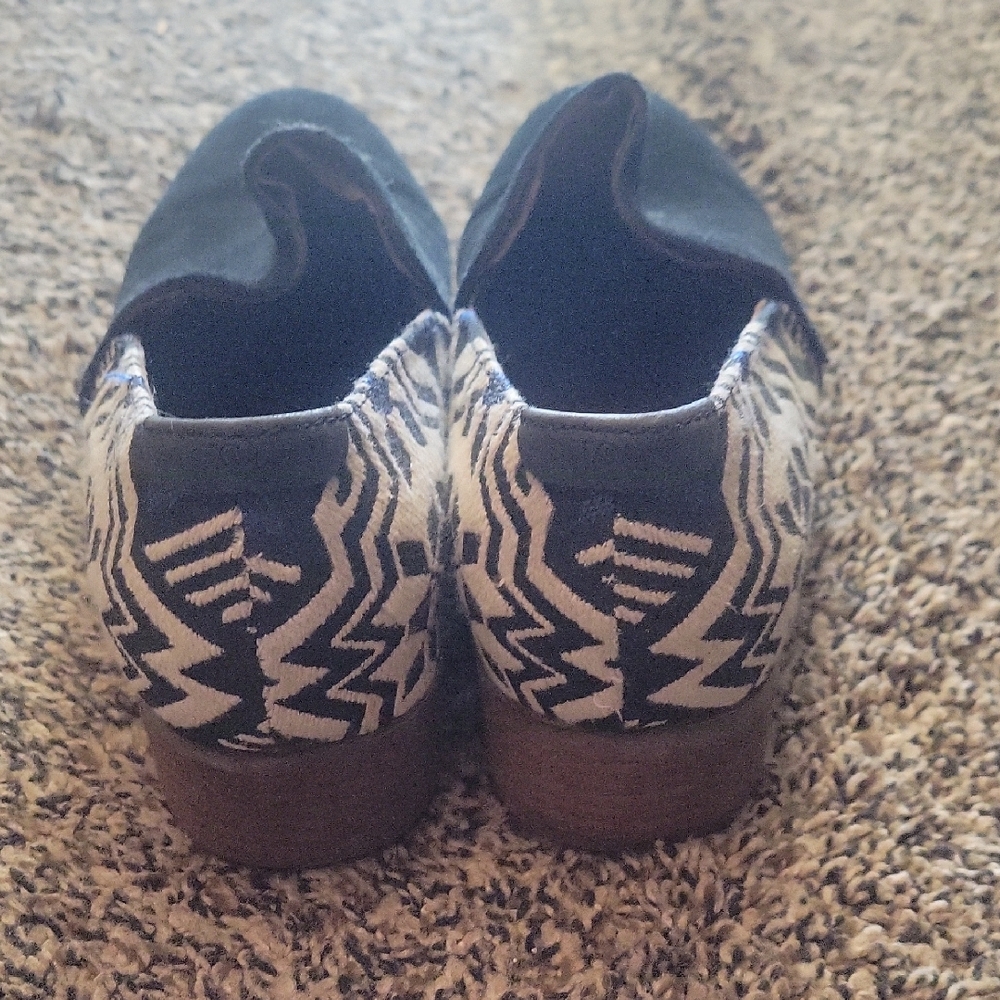 Toms Black and Blue Ankle Booties - Picture 2 of 4